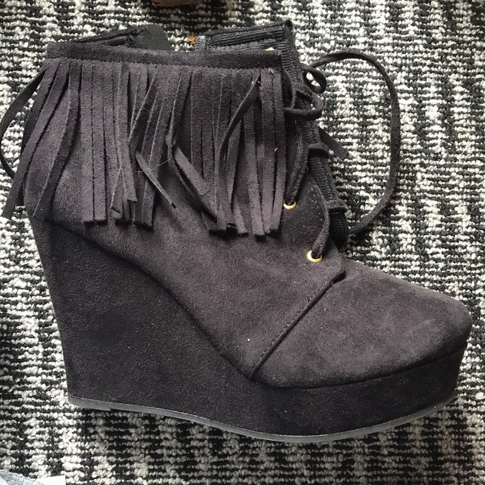 3 pairs of BUNDLE SHOES